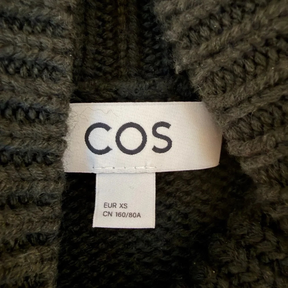 COS Dark Green Turtleneck Sweater - Picture 4 of 9